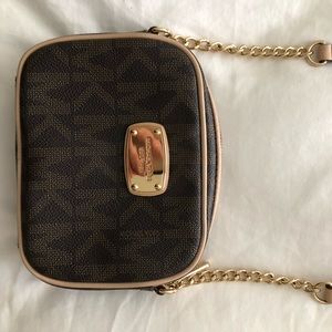 Michael Kors small bag in natural and brown